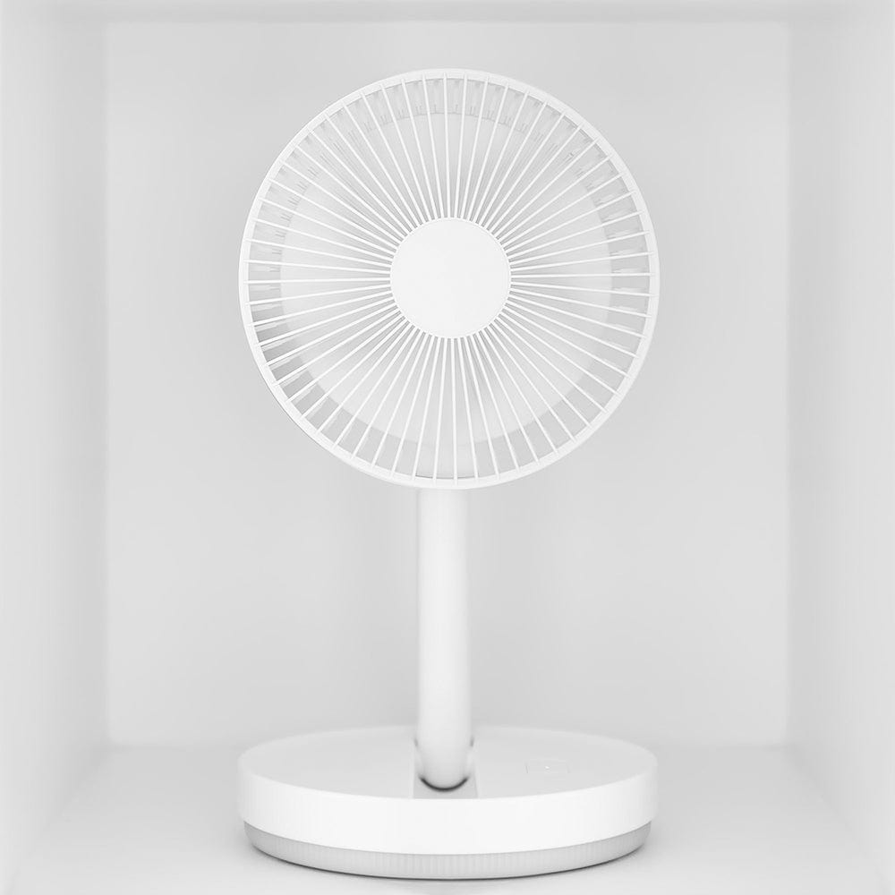 Telescopic portable fan with integrated portable battery